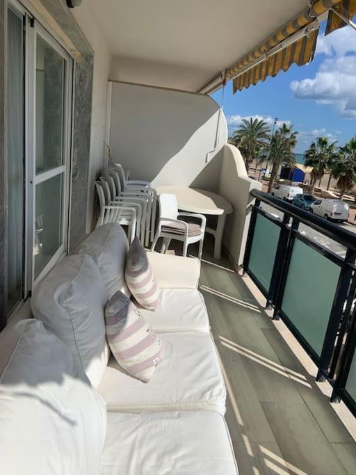 פואנגירולה Apartamento Carvajal 50 M Playa מראה חיצוני תמונה